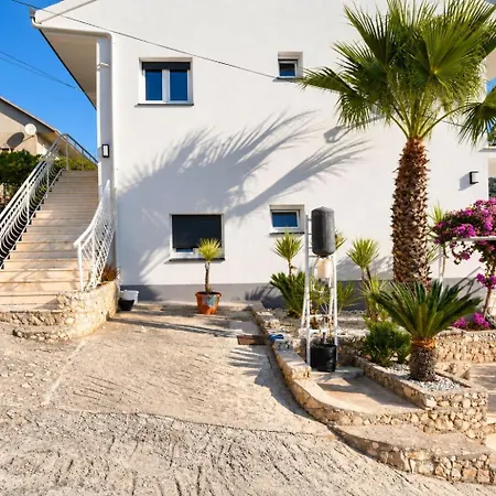 Marinea Poljica (Trogir)